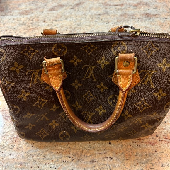 Authentic Louis Vuitton Handbag - Picture 2 of 11